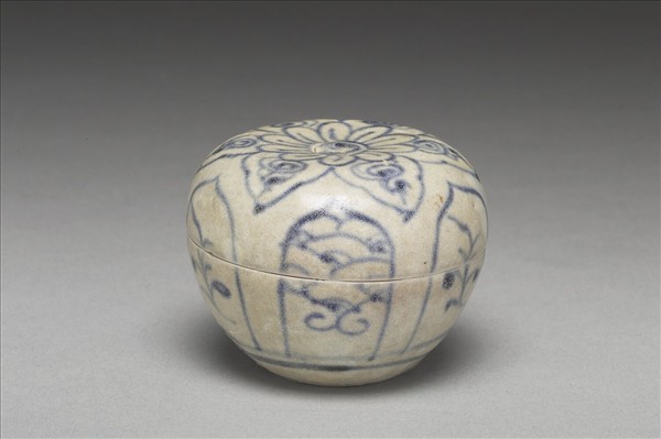 越南青花花卉小盒