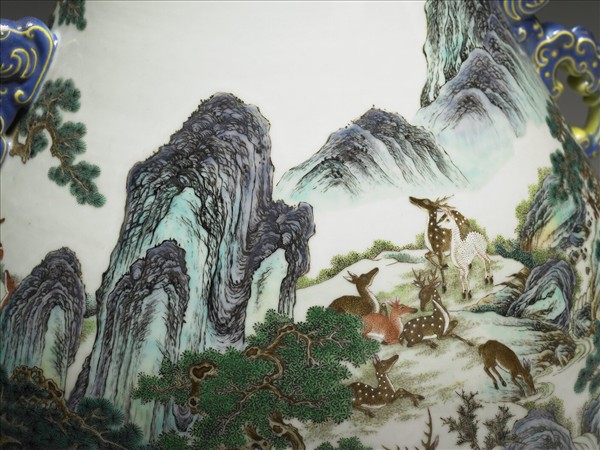 洋彩百鹿雙耳尊