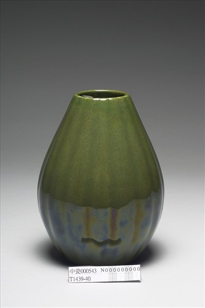 茶葉末釉瓜棱瓶