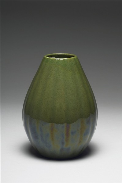 茶葉末釉瓜棱瓶