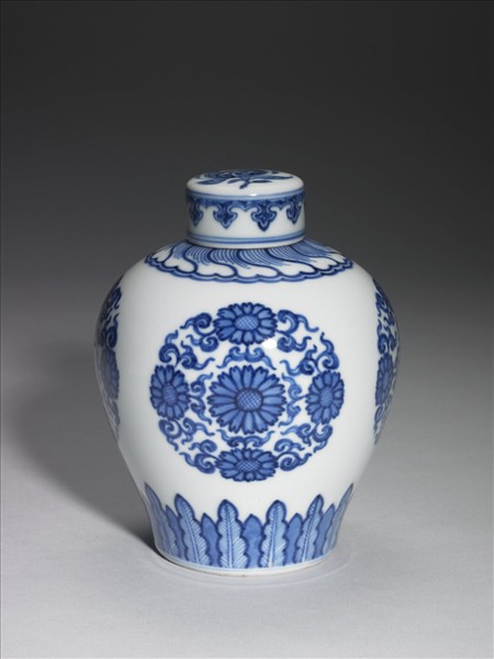 青花團菊紋茶葉罐