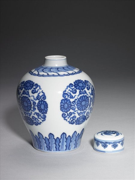 青花團菊紋茶葉罐