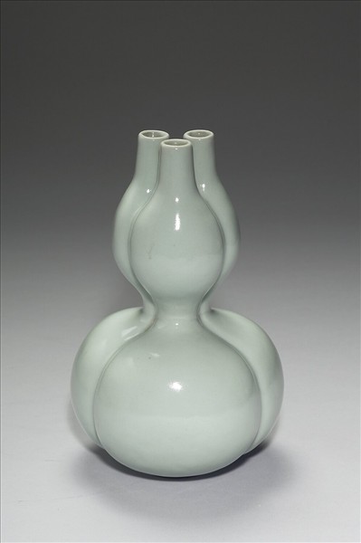 冬青釉三連葫蘆瓶