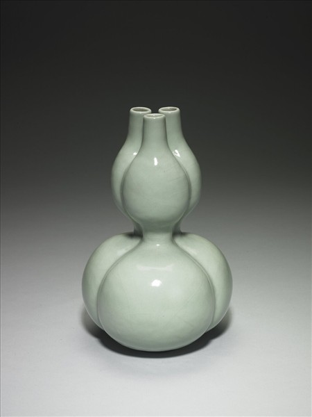 冬青釉三連葫蘆瓶