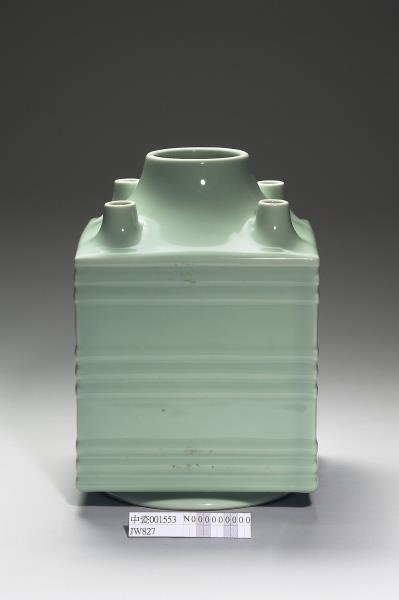 青瓷九弦五孔瓶