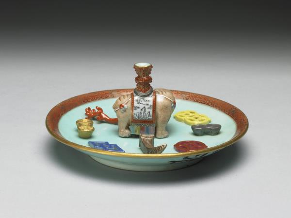 粉彩綠地太平有象香插