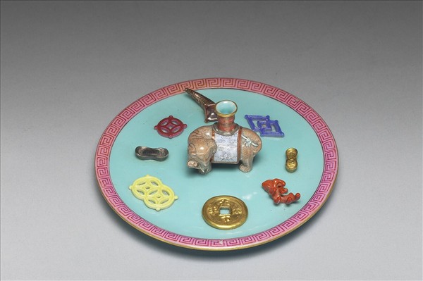 粉彩綠地太平有象香插