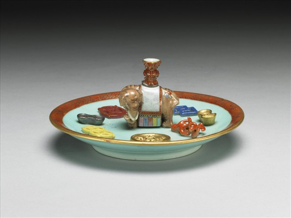 粉彩綠地太平有象香插