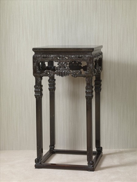 西洋式葉紋束腰長方几