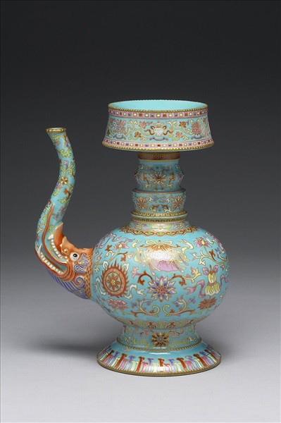 洋彩湖綠地賁靶壺