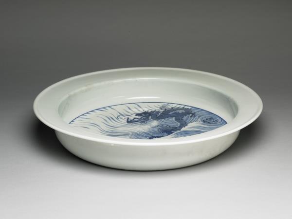 青花魚龍圖折沿洗