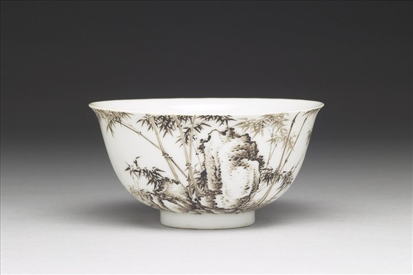 琺瑯彩赭墨竹石碗