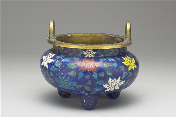 掐絲琺瑯爐
