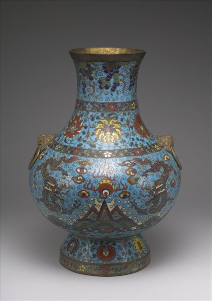 掐絲琺瑯鋪首銜環尊