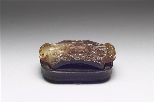 仿古玉飾(新石器時代晚期小玉琮改制)