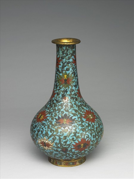 掐絲琺瑯番蓮紋玉壺春瓶