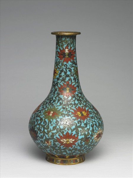 掐絲琺瑯番蓮紋玉壺春瓶