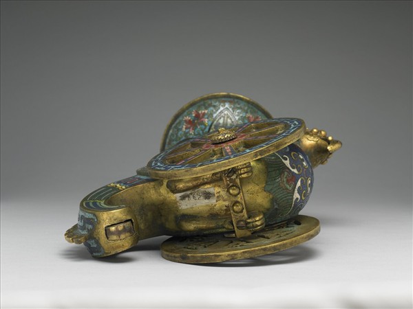 掐絲琺瑯鳩車尊