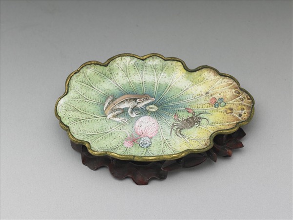 銅胎畫琺瑯荷葉筆覘