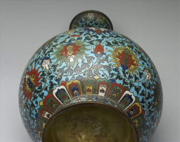 掐絲琺瑯玉壺春