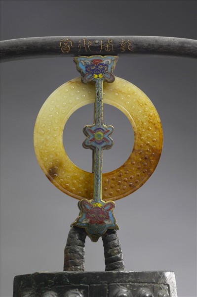 木架及玉璧附件