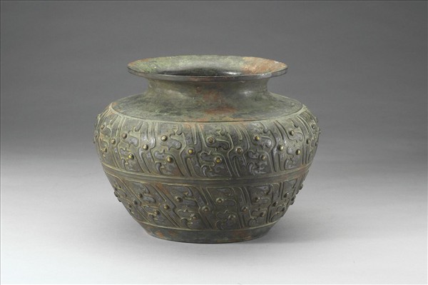 嵌金銀蟠虺紋罍