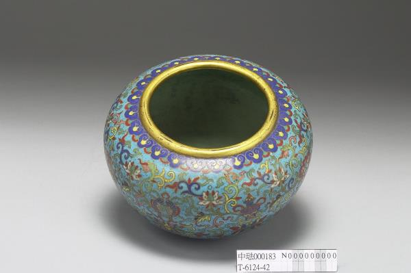 掐絲琺瑯八寶紋鉢