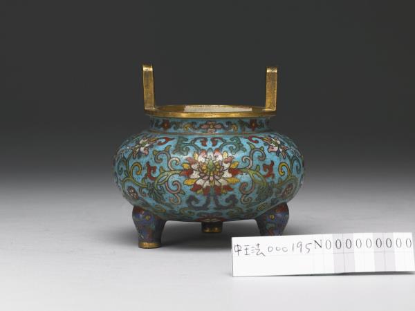 掐絲琺瑯鬲形爐