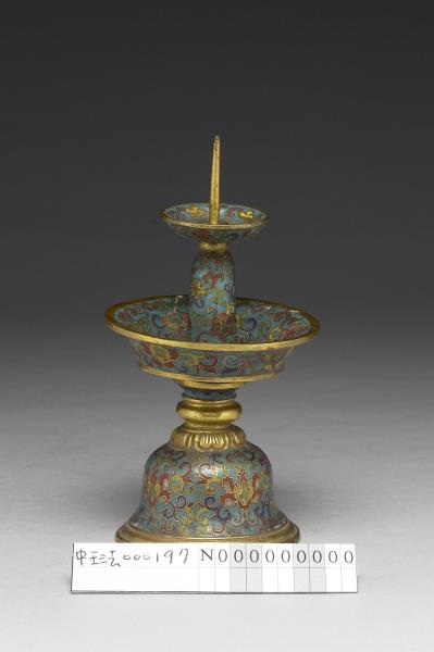 掐絲琺瑯燭台