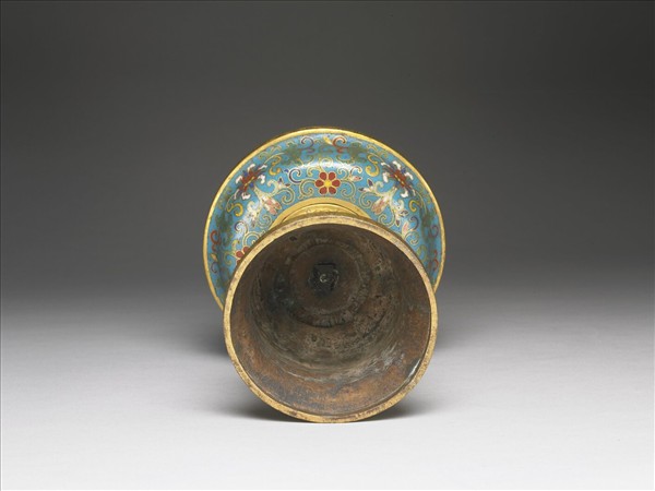 掐絲琺瑯燭台（五供）