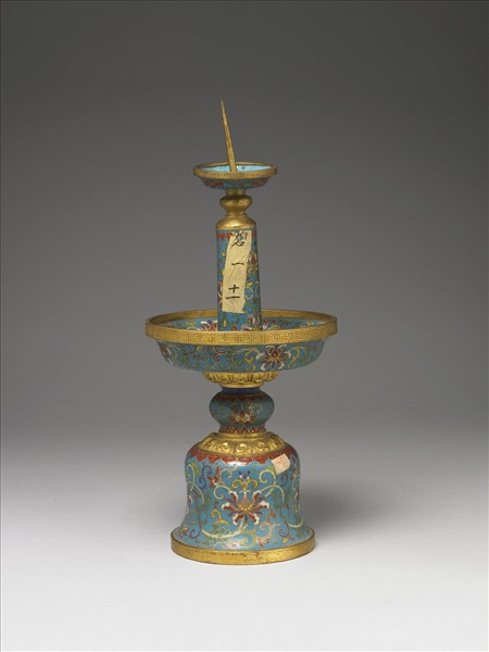 掐絲琺瑯燭台（五供）