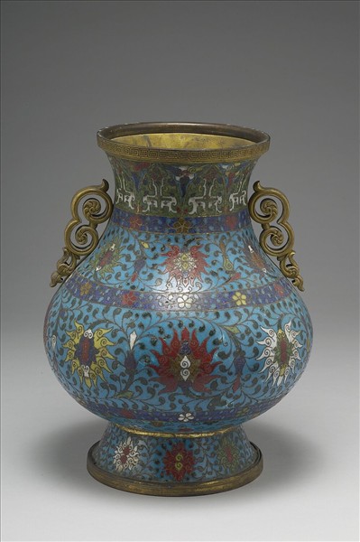 掐絲琺瑯雙耳瓶