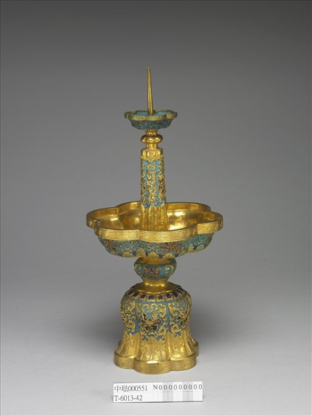 內填琺瑯燭台（五供）