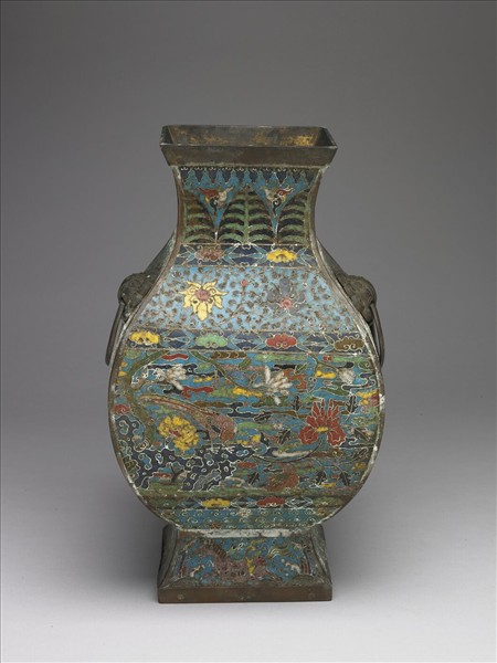 掐絲琺瑯尊式方瓶