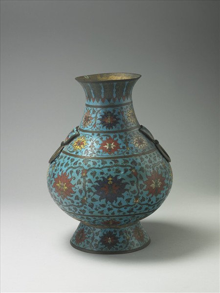 掐絲琺瑯獸耳銜環尊式瓶