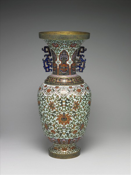 掐絲琺瑯雙耳瓶