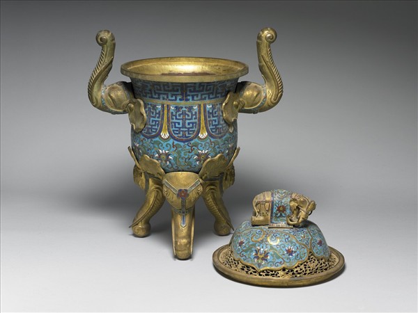 掐絲琺瑯象足鼎式爐