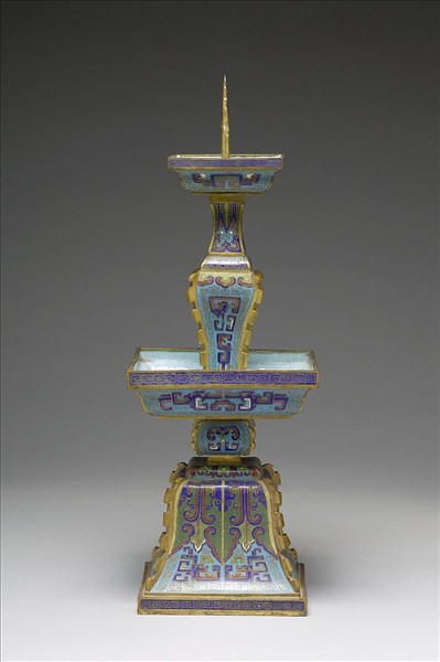 掐絲琺瑯燭台（五供）