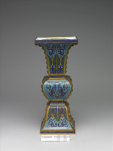 掐絲琺瑯觚形方瓶（五供）