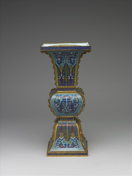 掐絲琺瑯觚形方瓶（五供）