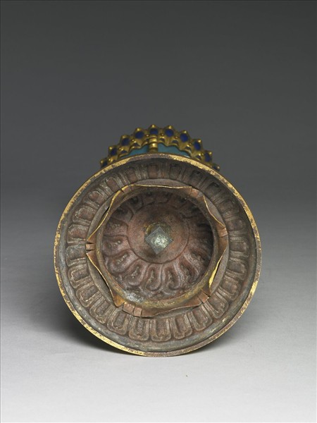 內填琺瑯蓮花 (八吉祥)