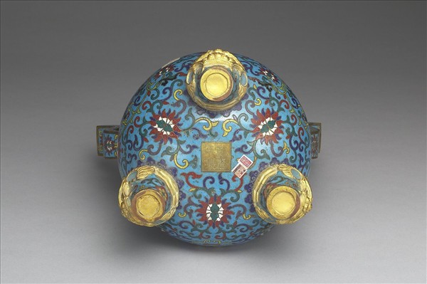 掐絲琺瑯爐（五供）