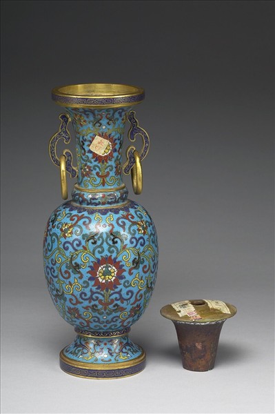 掐絲琺瑯瓶（五供）