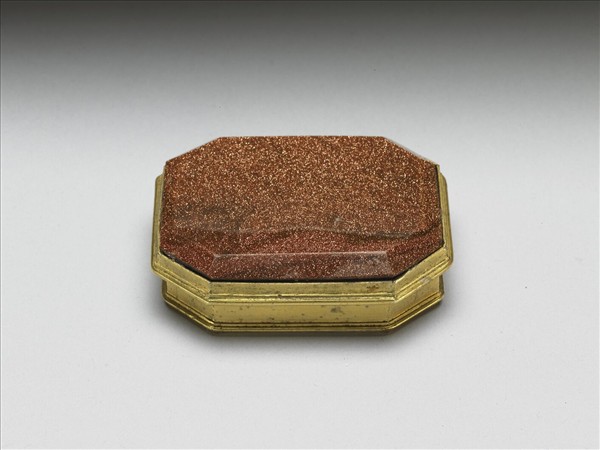銅嵌金星玻璃八角鼻煙盒