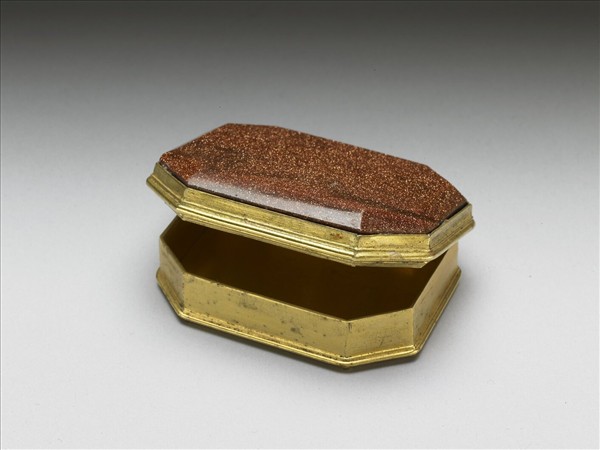 銅嵌金星玻璃八角鼻煙盒