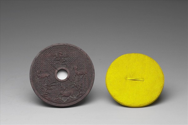 雕刻木蓋附嵩山〈山水〉