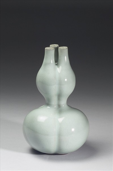 冬青釉三連葫蘆瓶