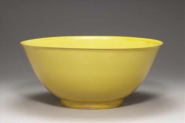 黃釉碗