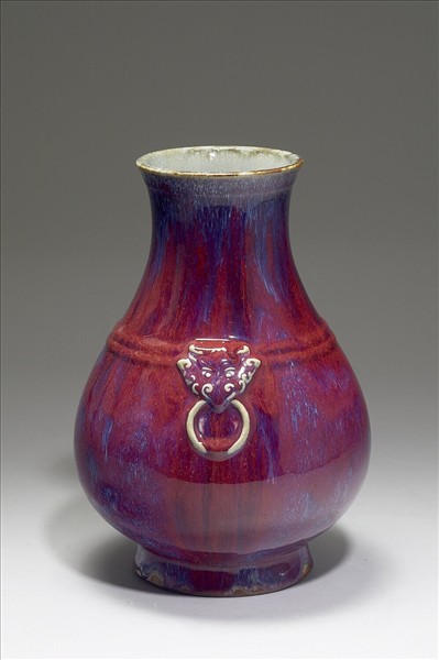 仿鈞釉獸耳弦紋瓶