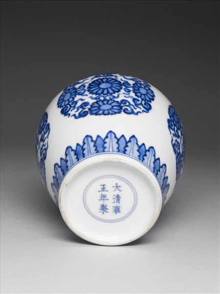 青花菊花紋蓋罐